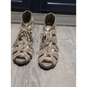 Elle "Sienna" Women's Lace Up Taupe Tan Suede High Heels‎ Size 9.5 M